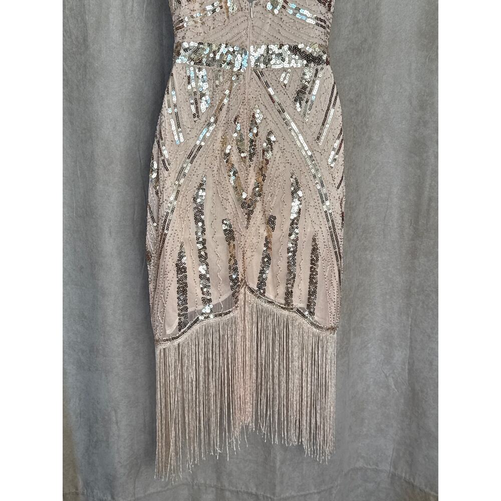 Unique Vintage Blush Pink Sequin Fringe V Neck Flapper Dress M NWOT - Picture 7 of 8